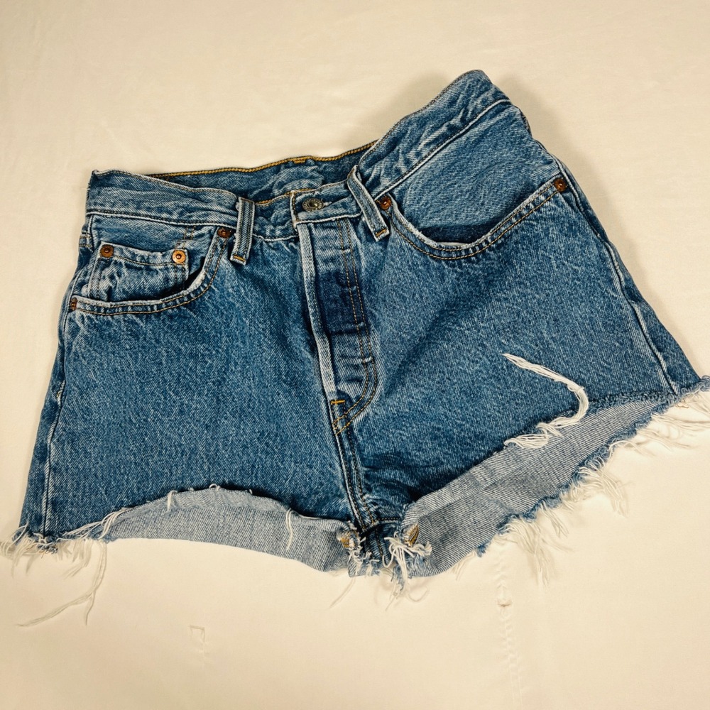 Levis 501 Original Cut Off Denim Shorts Medium Wash Blue Button Fly Size 27